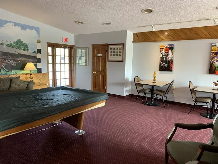 Landmark Motor inn 4