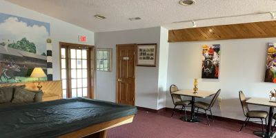 Landmark Motor inn