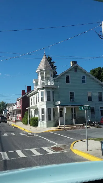 Holly Inn 4