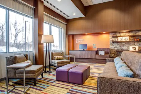 Fairfield Inn & Suites Springfield Holyoke 4