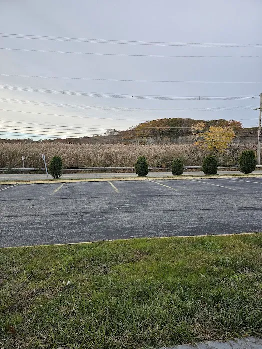 Hilltop Express Inn Groton 4