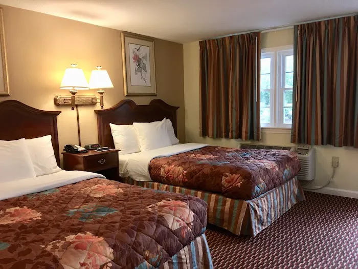 Scottish Inns Sturbridge, MA 5