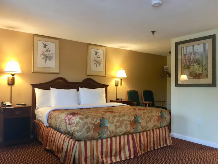 Scottish Inns Sturbridge, MA 5