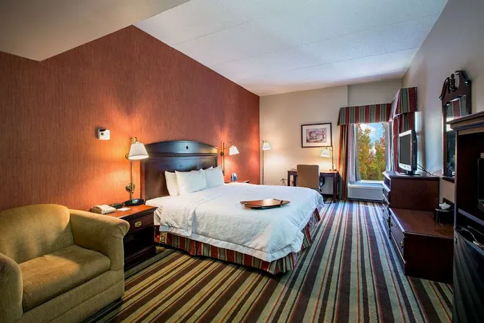 Hampton Inn Sturbridge 4