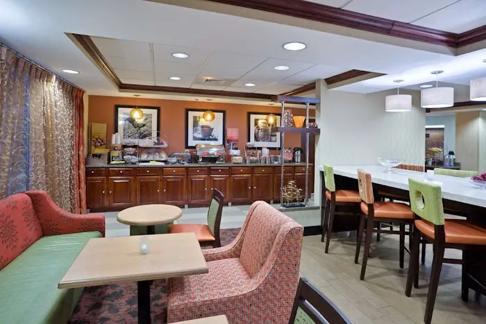 Hampton Inn Sturbridge 4