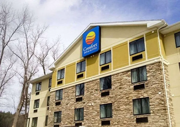 Comfort Inn & Suites Brattleboro I-91 5