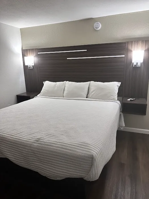 Travelodge by Wyndham Brattleboro VT 5