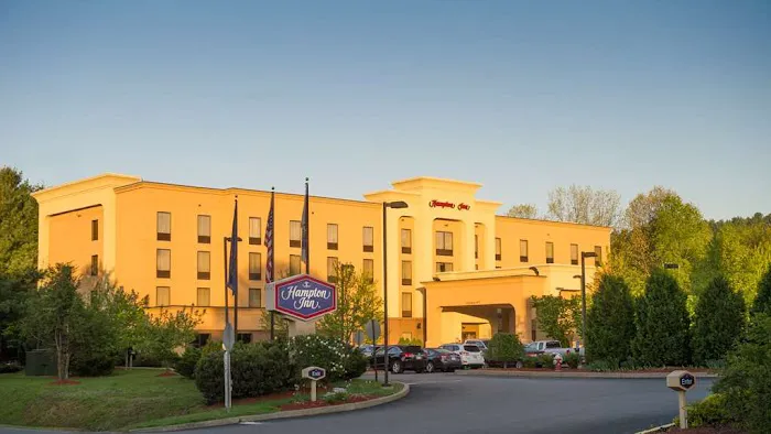 Hampton Inn Brattleboro 5