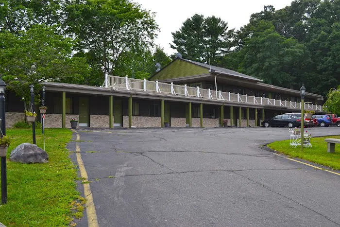 Mount Holyoke Inn 4