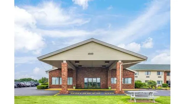 Super 8 by Wyndham Henrietta/Rochester Area 4
