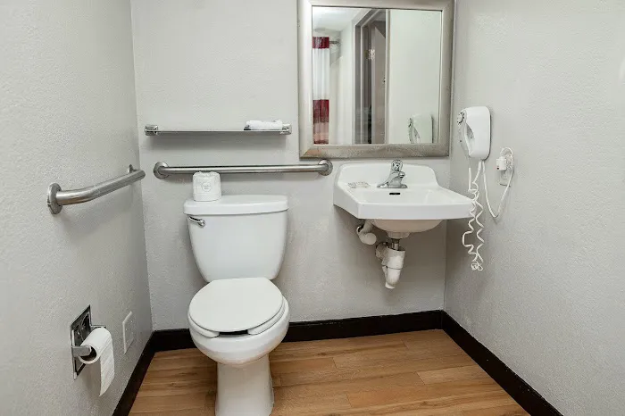 Red Roof Inn Rochester - Henrietta 4