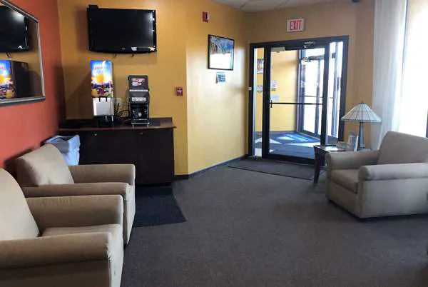 Days Inn by Wyndham Henrietta/Rochester Area 4
