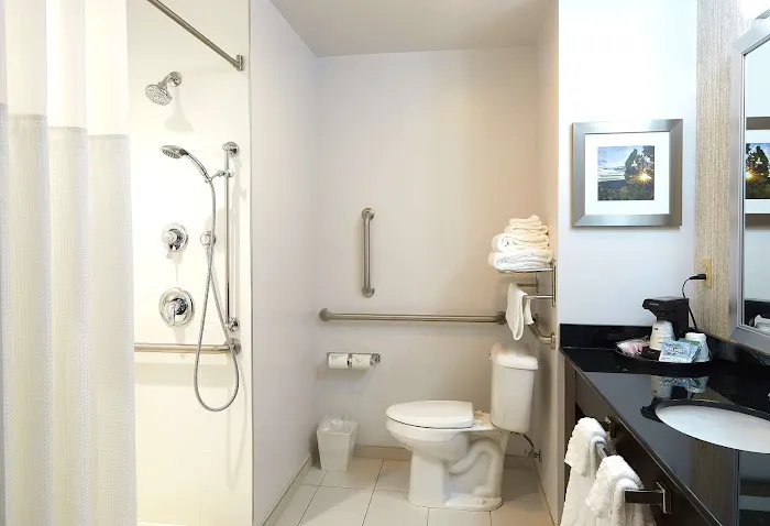 Best Western Plus The Hammondsport Hotel 4