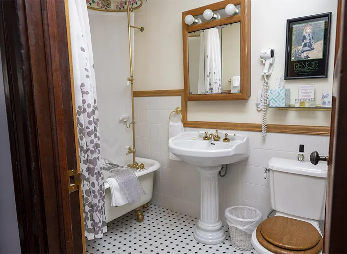 Trimmer House Bed & Breakfast 4