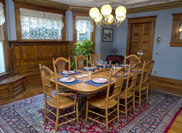 Trimmer House Bed & Breakfast 4