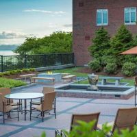 Courtyard Burlington Harbor ico