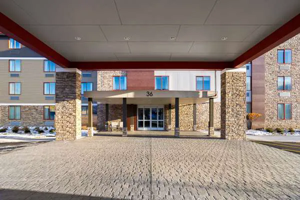 Hawthorn Extended Stay by Wyndham Williston/Burlington 5