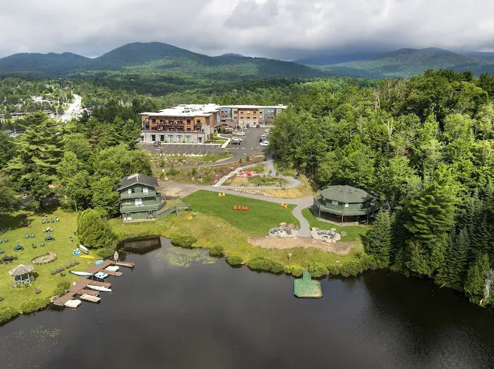 Cambria Hotel Lake Placid - Lakeside Resort 4