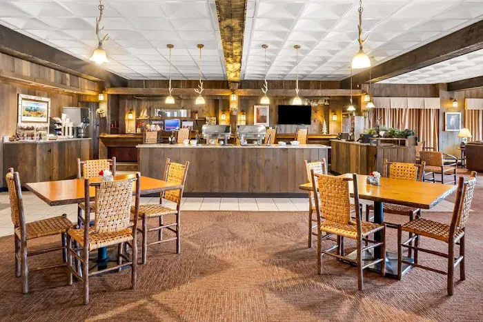 Best Western Adirondack Inn 4
