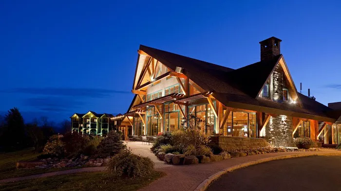 Crowne Plaza Lake Placid, an IHG Hotel 4