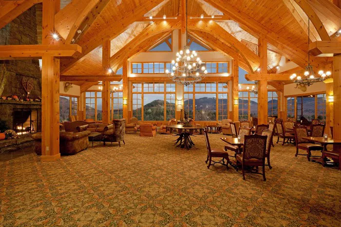 Crowne Plaza Lake Placid, an IHG Hotel 4