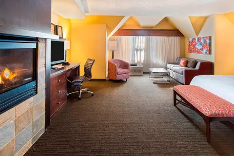 Courtyard Lake Placid 4