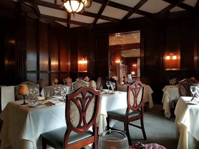 The Pointe at Castle Hill 5