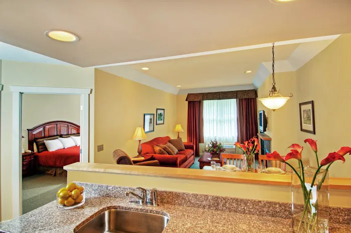 The Pointe at Castle Hill 5