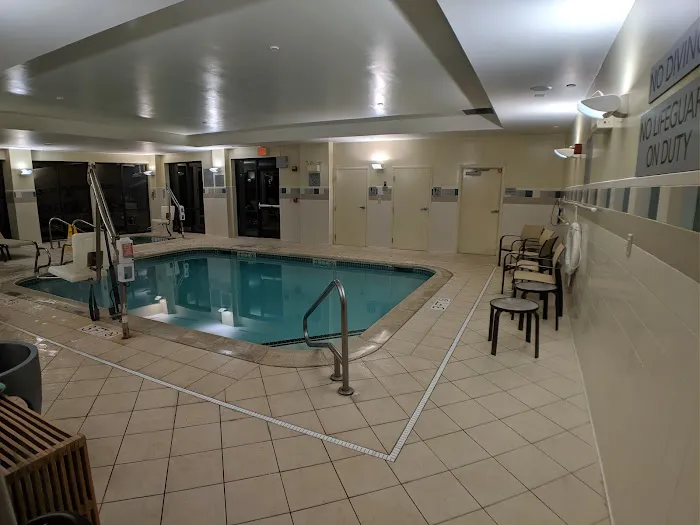 Courtyard Hanover Lebanon 4