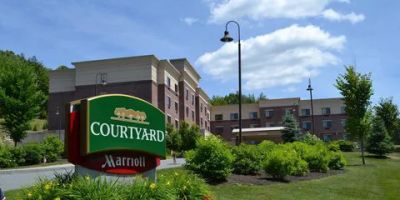 Courtyard Hanover Lebanon
