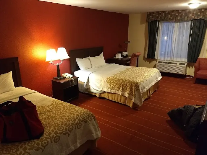 Days Inn by Wyndham Lebanon/Hanover 4