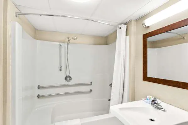 Comfort Inn 5