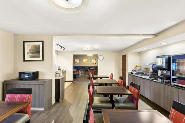 Comfort Inn 5