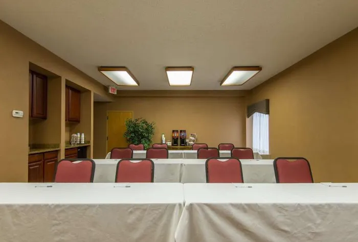 Hampton Inn White River Junction 5