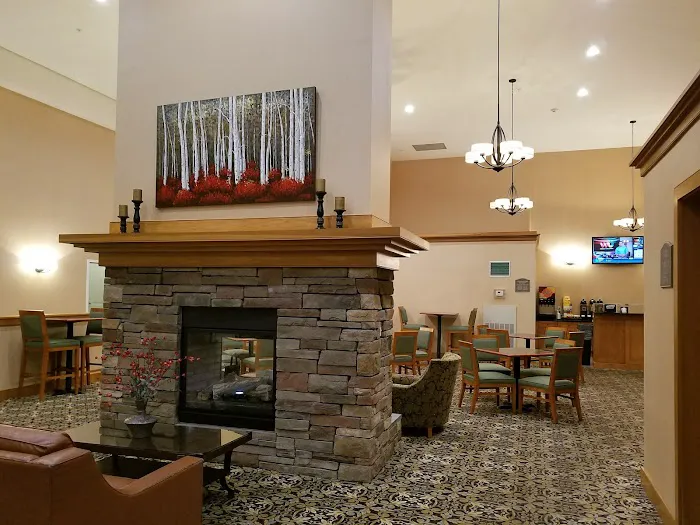 White River Inn & Suites 5