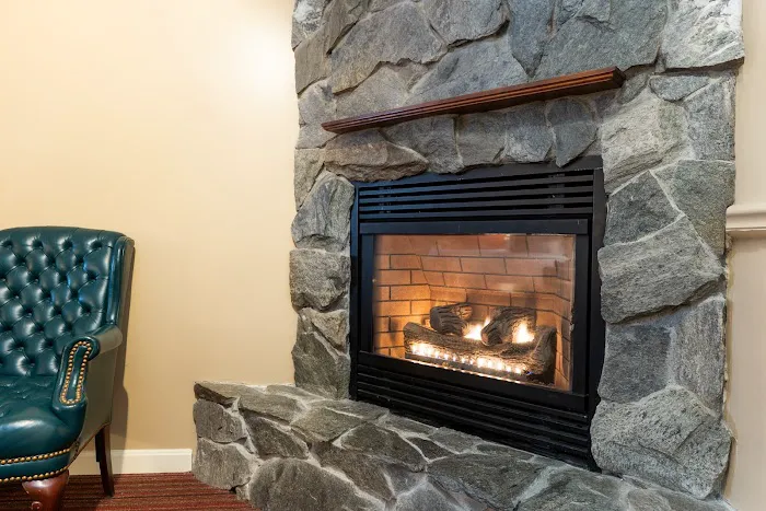 Fireside Inn & Suites West Lebanon 5