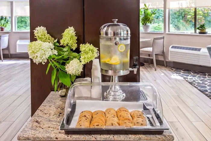 Best Western West Lebanon- Hanover Hotel 5