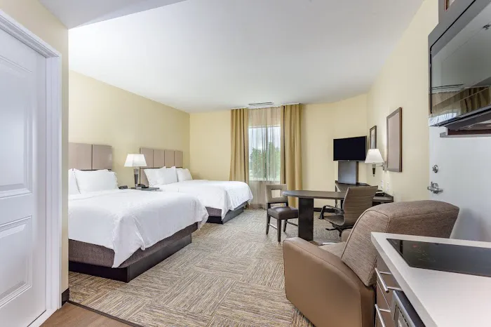 Candlewood Suites Building 9090 4