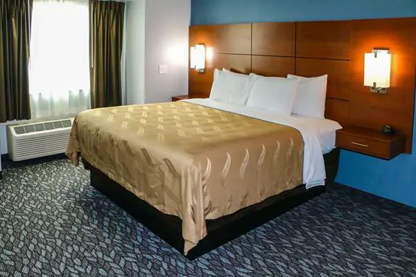 Quality Inn & Suites Watertown Fort Drum 4