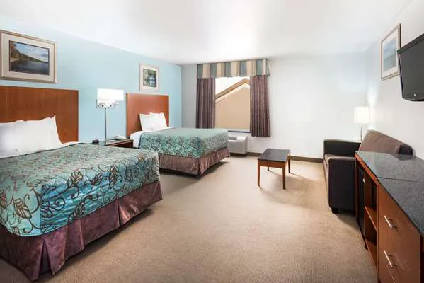 Days Inn by Wyndham Watertown Fort Drum NY 4