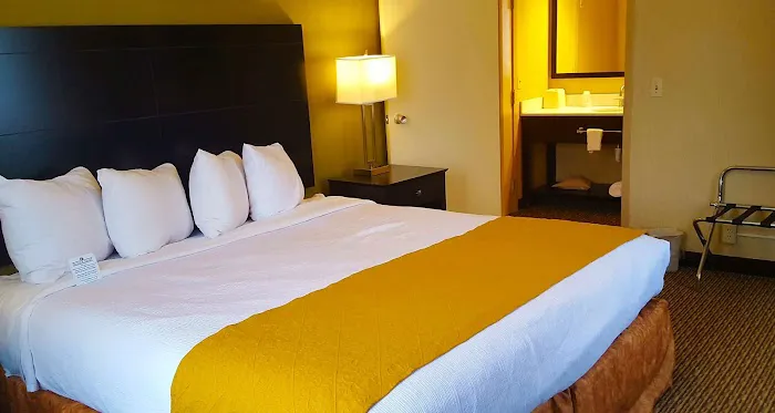 Best Western Watertown Fort Drum 4