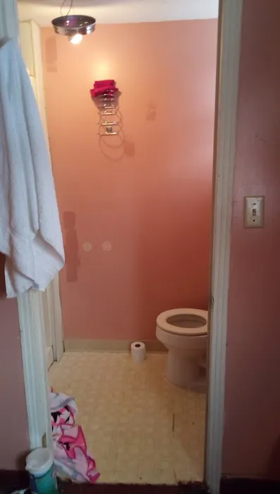 Watertown Budget Inn 4