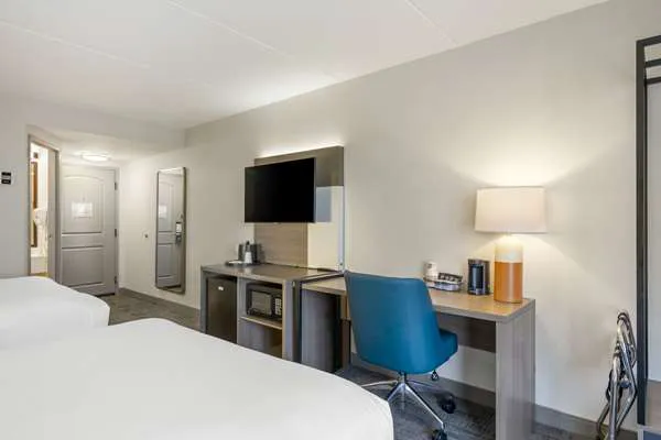 Comfort Inn & Suites Watertown - 1000 Islands 4