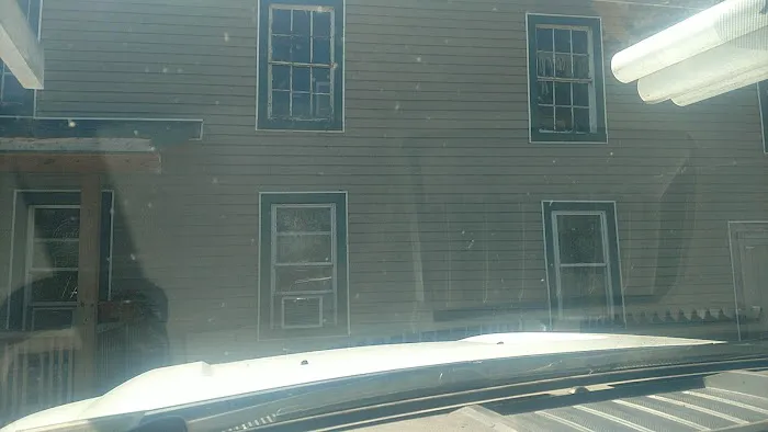 Riverside Hotel 4