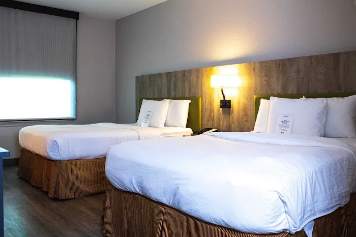 Country Inn & Suites by Radisson, Carlisle, PA 4