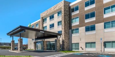 Holiday Inn Express & Suites Carlisle Southwest u2013 I-81 by IHG