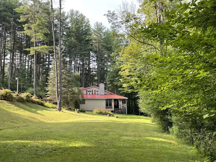 Kettle Creek Lodge & Cabins 4