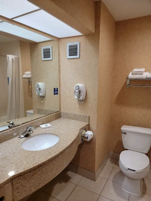 Hampton Inn Chicopee/Springfield 4