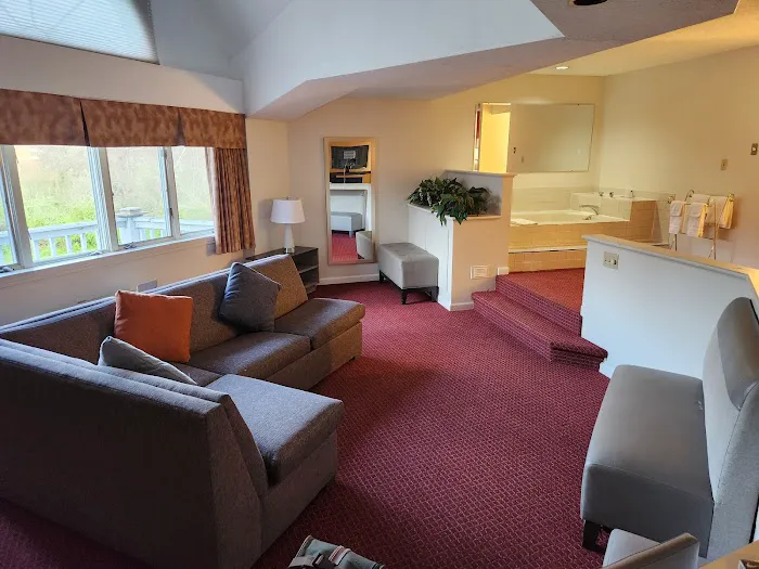 Gold Star Inn & Suites 5