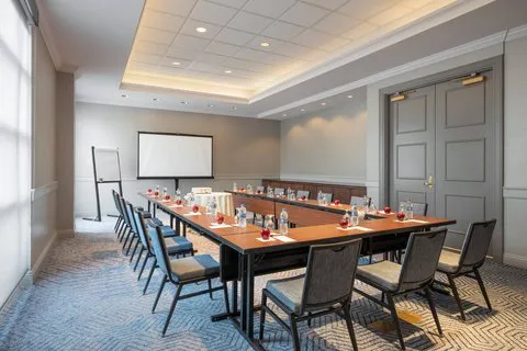 Mystic Marriott Hotel & Spa 5